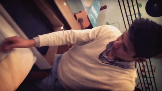El show de Andres Sanchez Leon Unboxing Fender FA100 смотреть онлайн