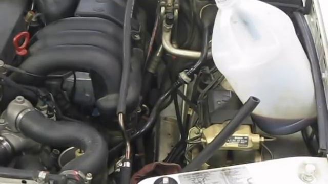 1994 Mercedes E320 Power Steering Fluid Flush and Filter Replacement смотреть онлайн