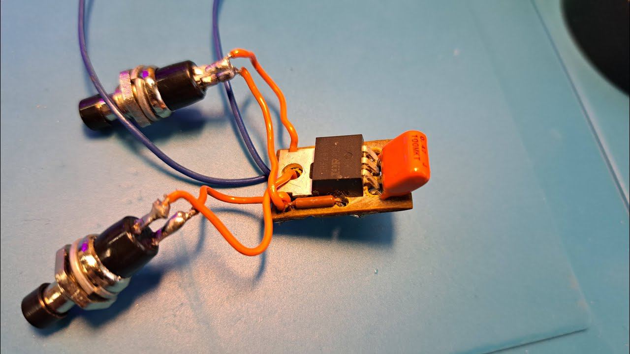 Стабилизатор напряжения или Потенциометр на Полевом Транзисторе смотреть онлайн