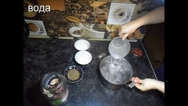 Как засолить сельдь // Сельдь пряного посола