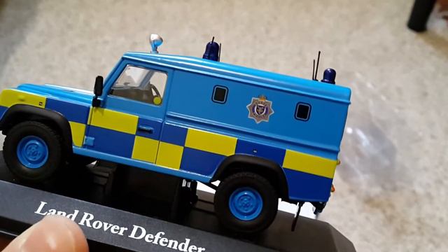 Land Rover Defender "Altaya" смотреть онлайн
