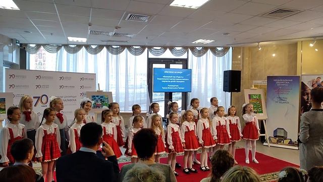 Образцовый хор "Радость" смотреть онлайн