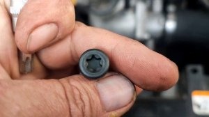 Стук в двигателе   застучала форсунка