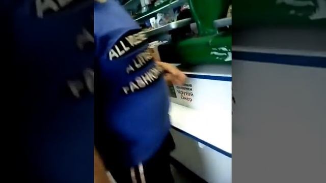 Обман в магазине смотреть онлайн