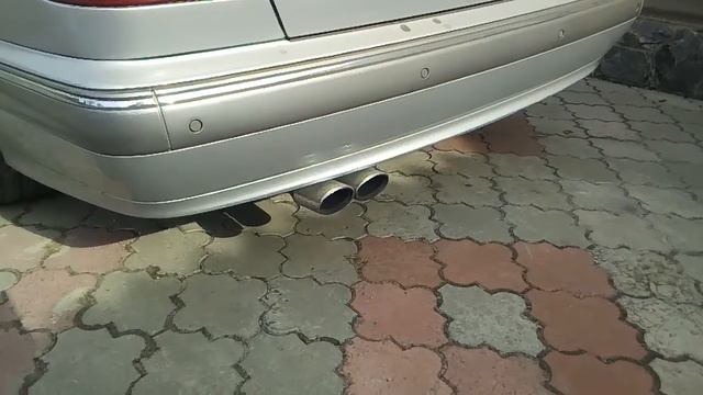 Пуск на холодную w210 e430 c выхлопом AMG E55! смотреть онлайн