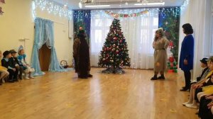 Выход Карабаса-Барабаса на новогоднем утреннике