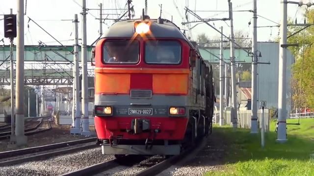 2М62У-0027 с хозяйственным поездом + ТЭУ-400 №002:-) смотреть онлайн