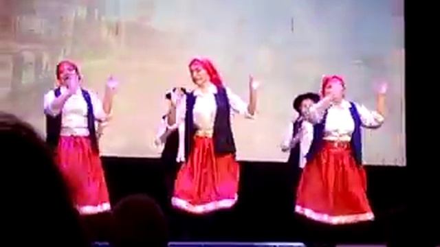 В театре юность фестиваль национальных культур Карусель дружбы ко дню народного единства г Узловая смотреть онлайн