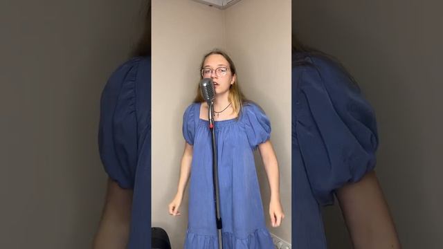 Вы ждали? Я сделала! @SHAMAN_ME - МОЙ БОЙ✨ #shaman #кавер #мойбой #музыка #песня смотреть онлайн