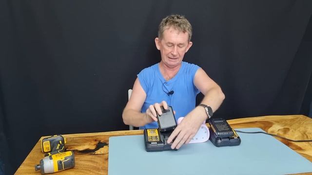 DEWALT DCB115 Vs DCB107 - REALTIME Charging Comparison