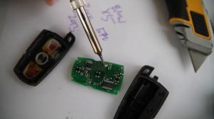 2006 - 2013 BMW X5 Series Key Battery Replacement E70 Non-Comfort Access Fob Remote