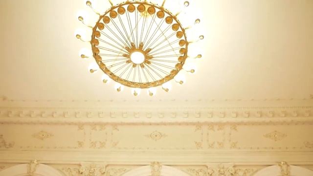 Танец молодых в ЗАГСе смотреть онлайн