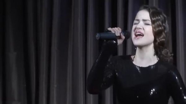 Adele - Skyfall (Cover by Louisa Bardan)