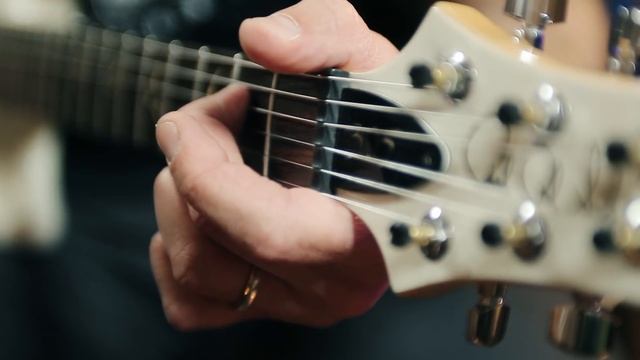 Ciro Manna and DV Micro 50 - X2 смотреть онлайн