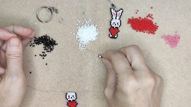 ? Как сделать новогоднюю подвеску (брелок) "Кролик с сердечком" (мастер-класс для детей) смотреть онлайн