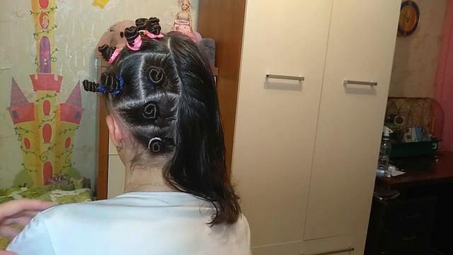 КУДРИ БЕЗ ПЛОЙКИ И БИГУДИ, Как сделать кудри без плойки и бигуди без вреда для волос. смотреть онлайн