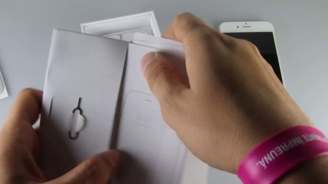 iPhone 6 16 GB Silver - unboxing și primele impresii [Gadget.ro] смотреть онлайн