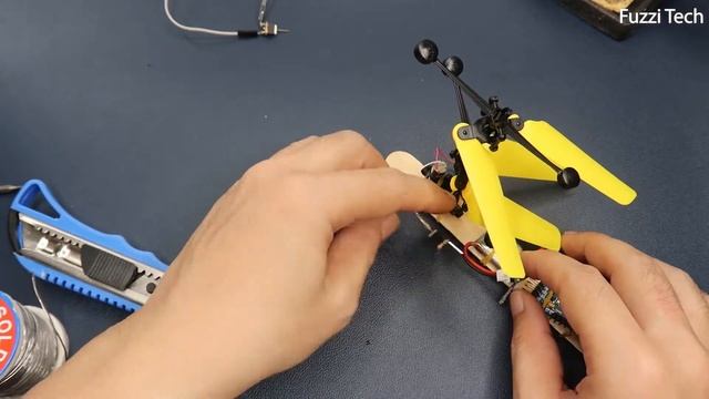 Simple Arduino RC Helicopter смотреть онлайн