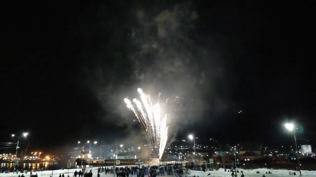 Салют Новый Год Петропавловск-Камчатский 2019 смотреть онлайн