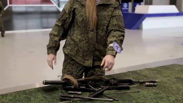 Этап «Сила оружия» на конкурсе талантов «Краса ВДВ-2021» в Подмосковье смотреть онлайн