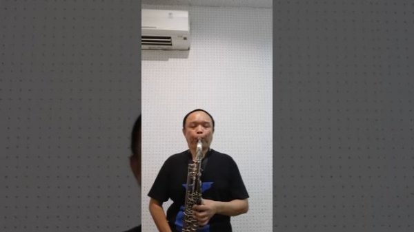 TEST USED CONN 22M TENOR SAXOPHONE