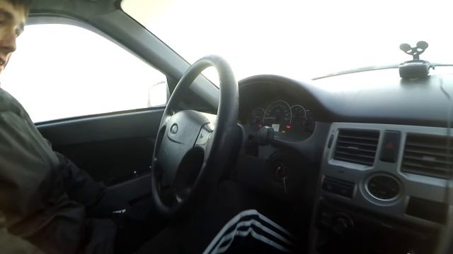 Запускаем Ладу Приору в мороз -30 смотреть онлайн