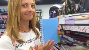 РОЗОВАЯ КАНЦЕЛЯРИЯ против СИНЕЙ Челлендж Школа BACK TO SCHOOL Мальчики VS Девочки НЮСЯ ТВ и САША