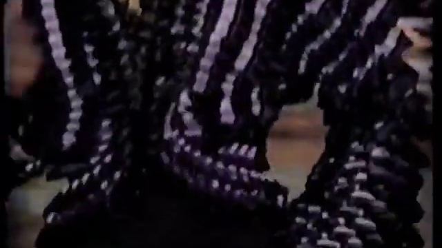 Alexander McQueen for Givenchy (Part 2 of 3) Haute Couture Automne Hiver 1997-1998 смотреть онлайн