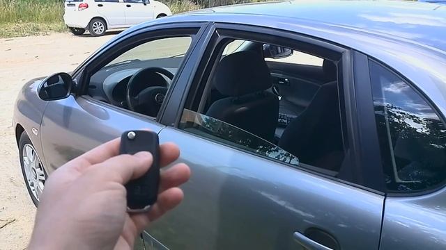 Seat Cordoba 6l Активация "ручного" доводчика стекол. смотреть онлайн
