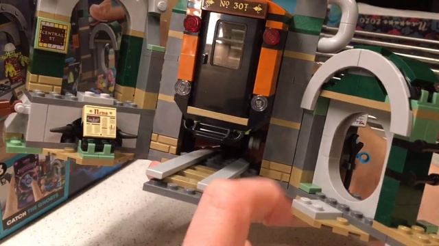 LEGO 70430 Метро Ньюбери Hidden Side Обзор смотреть онлайн