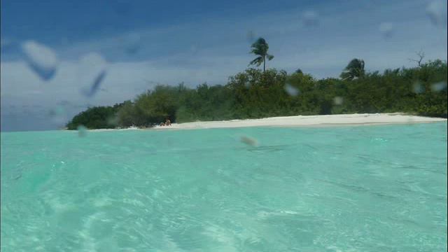 Rasdhoo island Maldives смотреть онлайн