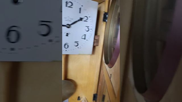 Настенные часы Второго Московского часового завода 1937 года выпуска. смотреть онлайн