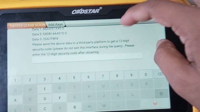 2022-2023 TOYOTA LAND CRUISER SMART KEY PROGRAMMING BY X300 DP PLUS смотреть онлайн