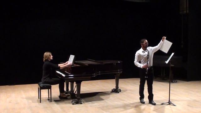 Carl Philipp Stamitz - Clarinet Concerto No. 3 in B flat major by Roi Menahem смотреть онлайн