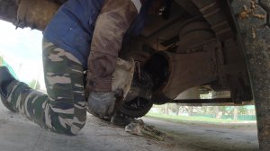 Снимаем редуктор заднего моста на автомобиле Газон Next