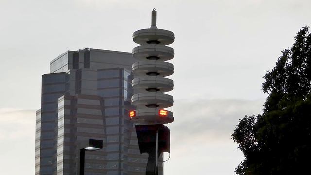 Federal Signal Modulator Siren Beverly Hills Demonstration смотреть онлайн