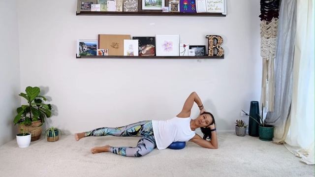 30 Min Pilates Workout (Props: Small Ball)