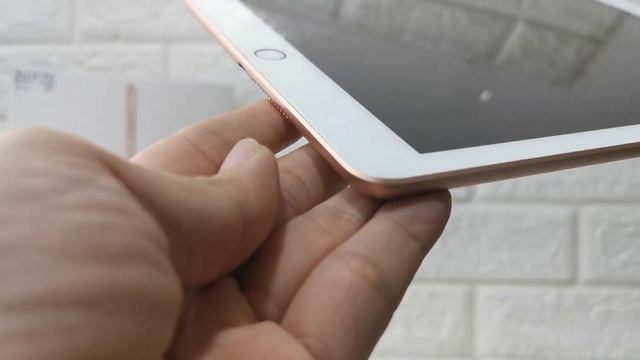 iPad 6 Wifi 32GB Ex-inter LS смотреть онлайн