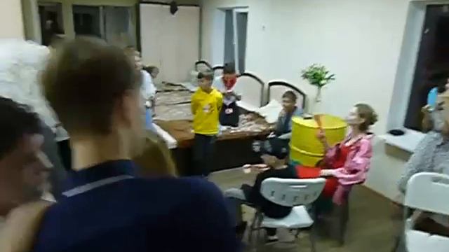 гостевые часть 2 смотреть онлайн