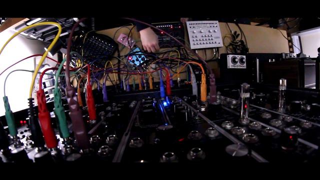 CON·VER·GENCE [ MU Modular session w/ Acidlab Bassline3 + Drumatix ] смотреть онлайн