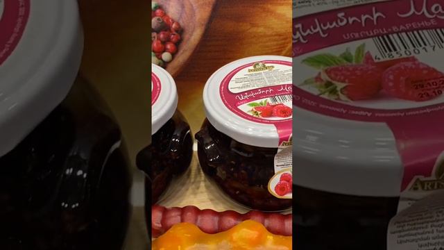 Варенье из малины и чурчхела с фундуком на малиновом варенье. Это очень вкусно смотреть онлайн