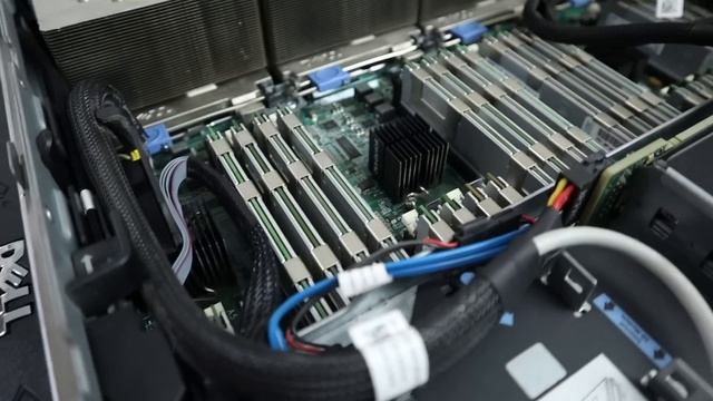 I Blame @ShannonMorse!! New Year, New Server!! Channel Updates & Garage Sale! смотреть онлайн