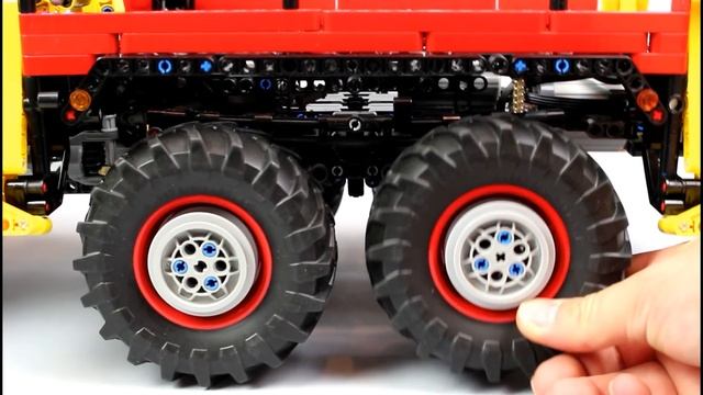 Lego Technic - 8x8 Articulated Off Road Truck смотреть онлайн