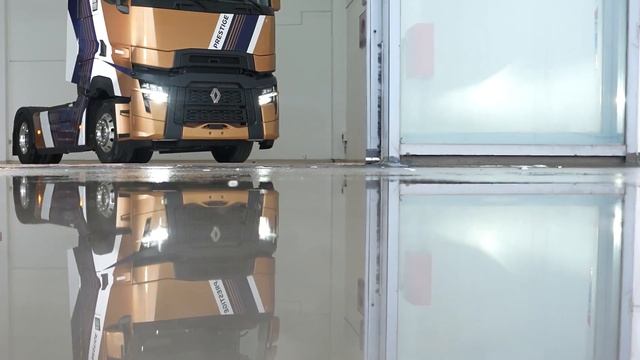 Renault Trucks PRESTIGE смотреть онлайн