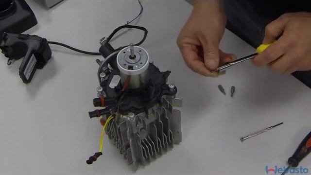 Air Top 2000 ST Re-Assembly смотреть онлайн
