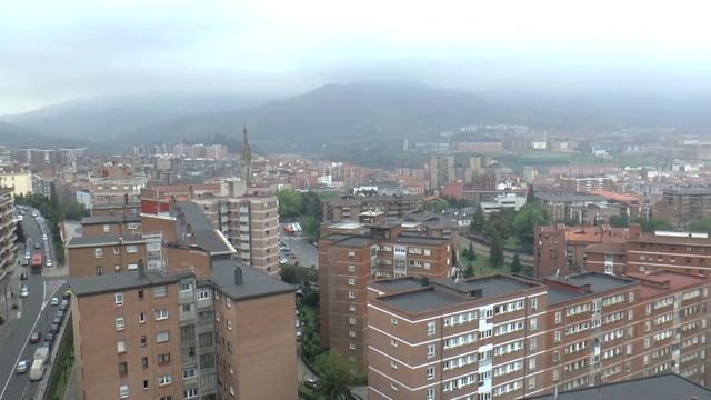 Piso, garaje y trastero en Begoña, Bilbao / Квартира с участка гаража и хранения в Бильбао, Испания смотреть онлайн