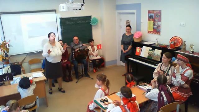 Весну закликаем смотреть онлайн