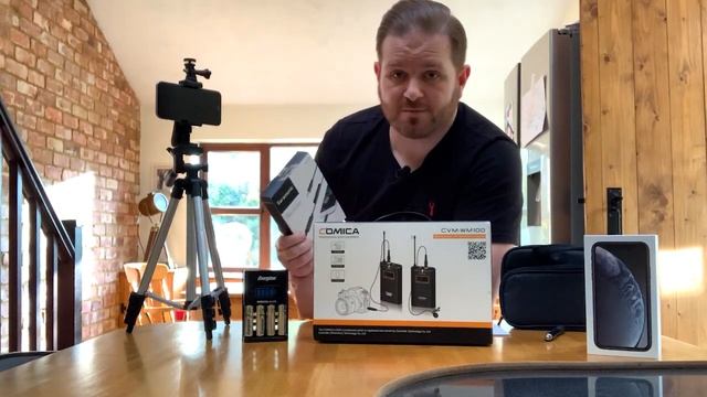 Great sound using your mobile phone and wireless microphones from Comica WM100 Lavalier Mic смотреть онлайн