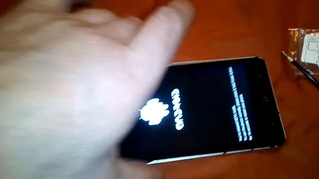 Включается и отключается ZTE 5 видео. смотреть онлайн
