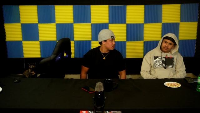 Hunter x Hunter | Episode 100: “Tracking x And x Pursuit” REACTION!! смотреть онлайн